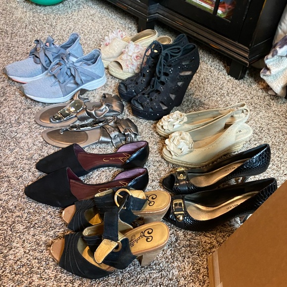Shoes size 7.5-8 bundle! - Picture 2 of 12